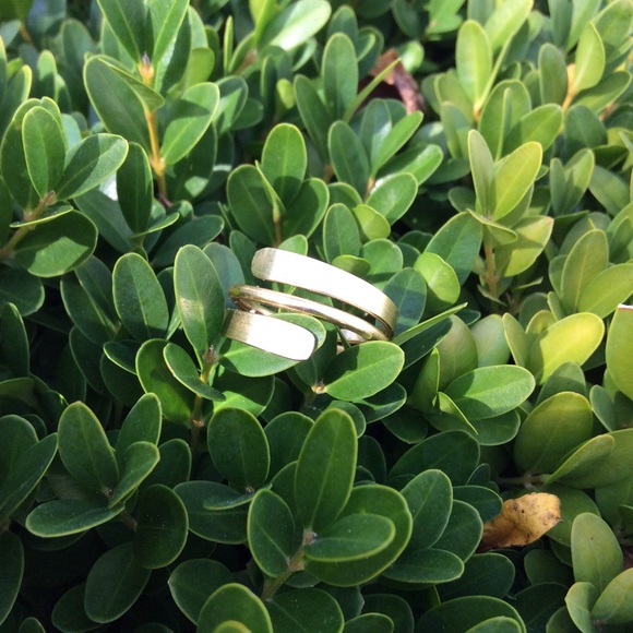 ⬇️$180 12k GOLD 😍 Goddess Spiral Ring!!! - Picture 5 of 7